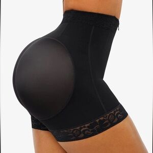 SOLD.
Shapellx Steel-boned butt enhancing shorts